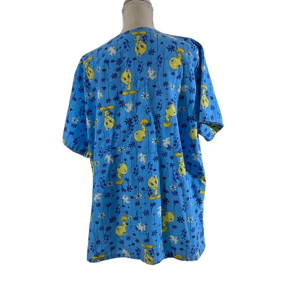 Warner Bros Looney Tunes Women Blue Tweety Bird Scrub Top Sz XL Double Pockets - Picture 5 of 11